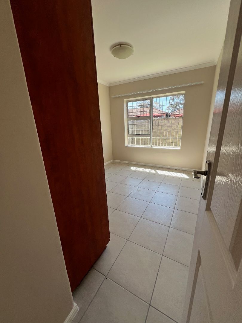 To Let 2 Bedroom Property for Rent in Walmer Heights Eastern Cape